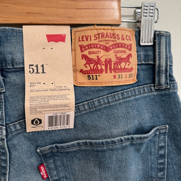 Levi's NWT Slim Fit 511 Jeans 31X30 - Picture 3 of 6